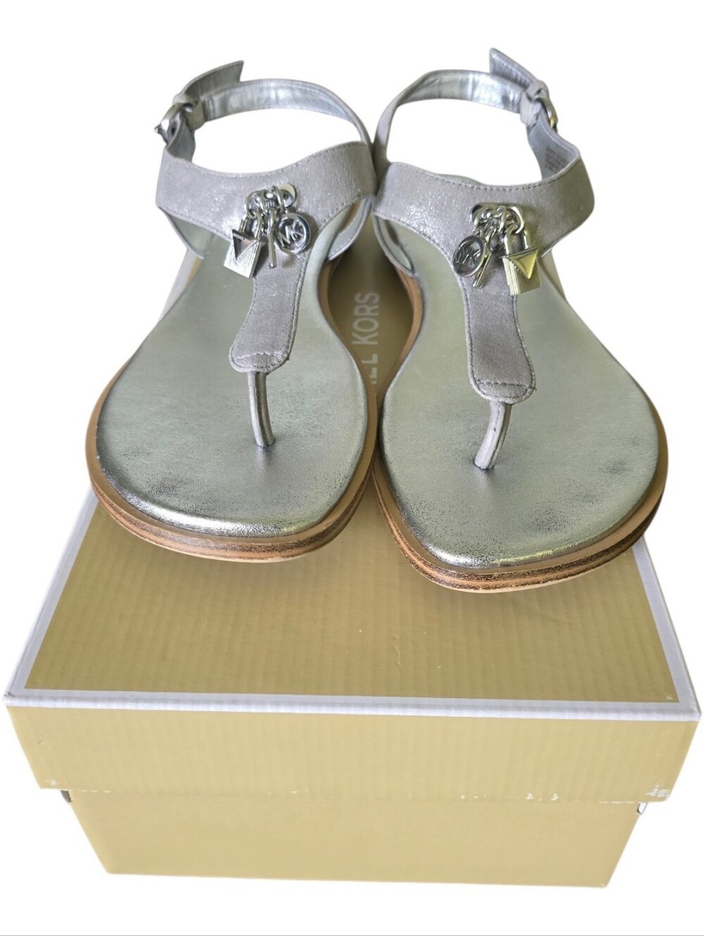 Michael Kors Metallic Silver Thong Charm Sandals Shoes 8.5